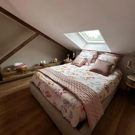 Hébergement de vacances L'arbre De Soie Futuroscope Albizia *